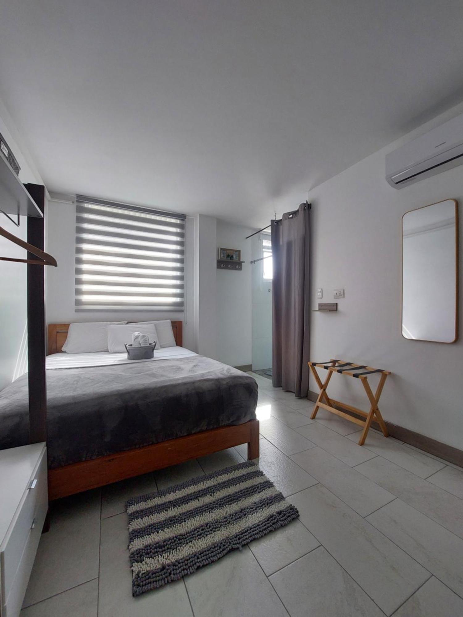 Libertad 109 Hotel Con Generador Electrico 라 리베르타드 외부 사진